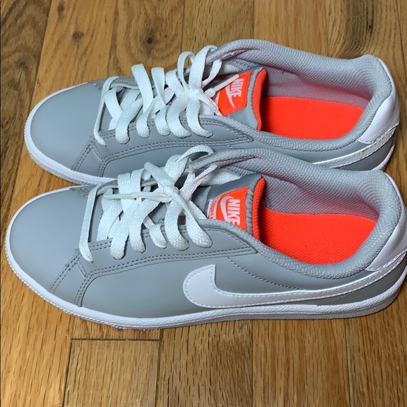 Nike Court Majestic - Picture 2 of 5